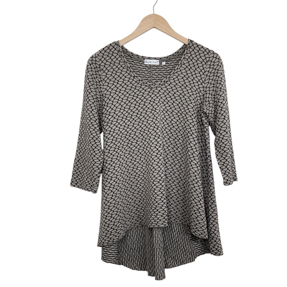 Habitat Clothes We Live In 3/4 Sleeve V-Neck Top Small